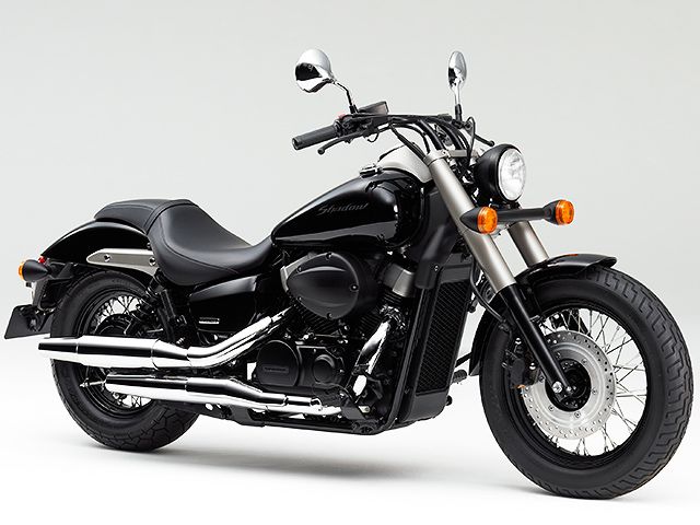 2010年 Shadow Phantom 750 グラファイトブラック(カタログメイン)