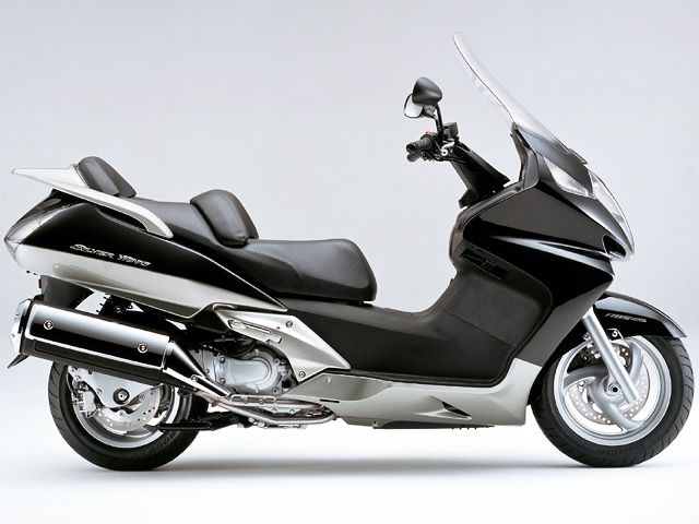 2003年 SILVERWING400 ABS ピュアブラック×ムーンストーンシルバーメタリック（カタログメイン）