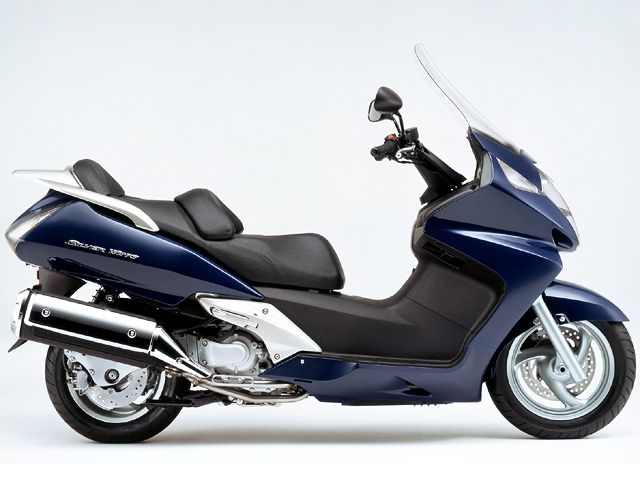 2004年 SILVERWING400 トラッドブルーメタリック（カタログメイン）