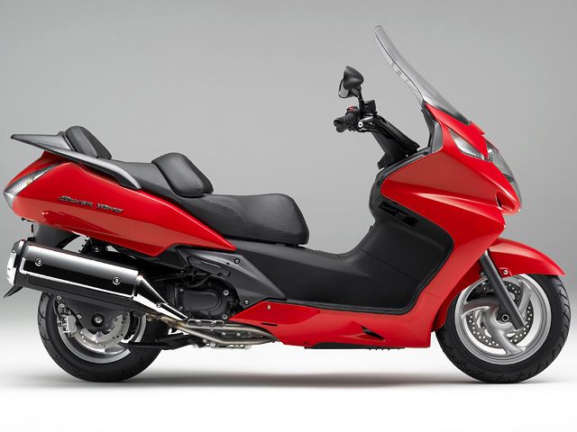 2007年 SILVERWING400 ウイニングレッド(カタログメイン)