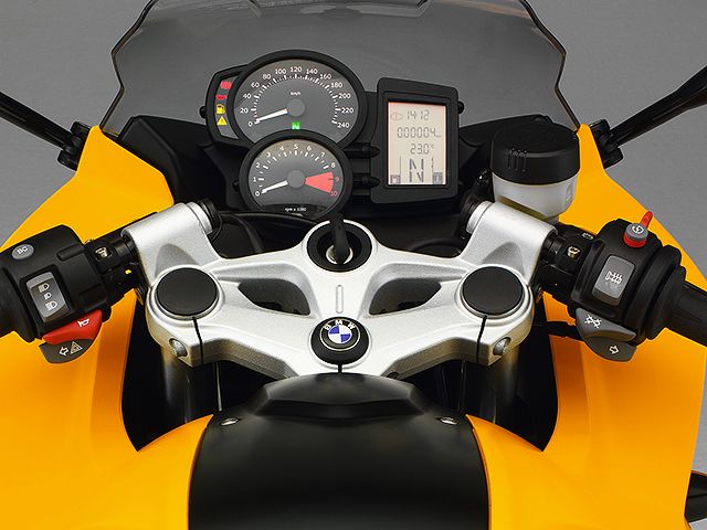 ビーエムダブリュー（BMW） F800Sの型式・スペックならバイクブロス