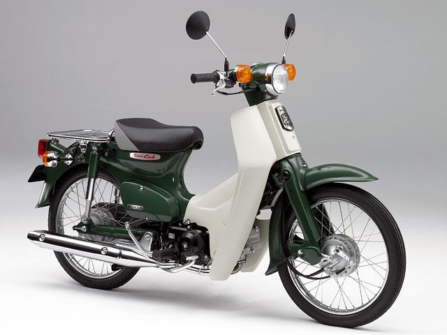 2007年 Super Cub 50 Standard アバグリーン（カタログメイン）