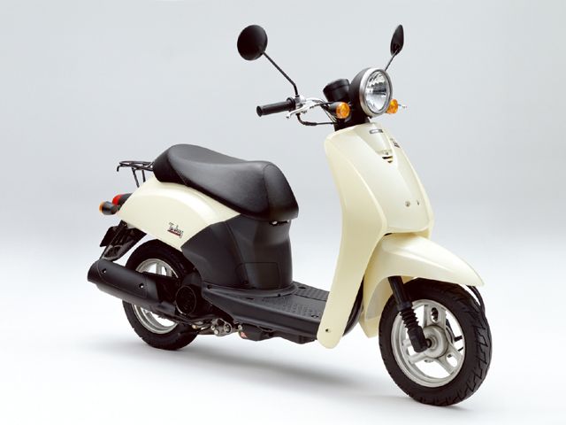 2004年 TODAY Special Color パールクエンチイエロー（カタログメイン）