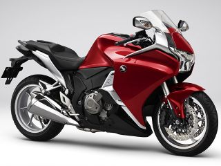 2010年 VFR1200F Dual Clutch Transmission