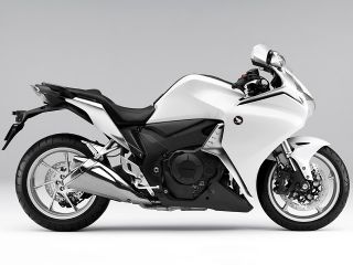 2012年 VFR1200Fパールサンビームホワイト