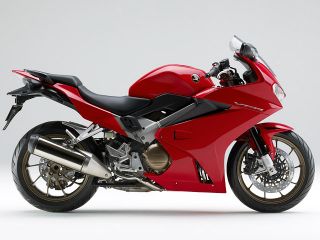 2015年 VFR800Fヴィクトリーレッド