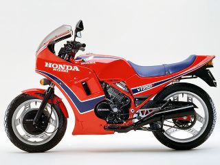 1983年 VT250F INTEGRAレッド