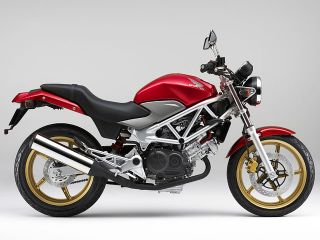 2012年 VTRキャンディーブレイジングレッド
