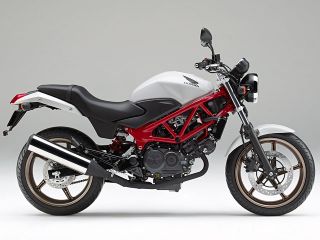 2014年 VTRパールサンビームホワイト