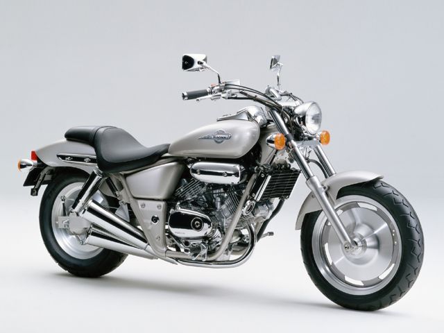 ホンダ（HONDA）1997年 V-TWIN MAGNA S・マイナーチェンジのカタログ情報 | 沖縄のバイクを探すなら【グーバイク沖縄】