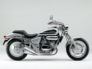 ホンダ（HONDA）2003年 V-TWIN MAGNA・カラーチェンジのカタログ情報 | 沖縄のバイクを探すなら【グーバイク沖縄】