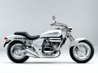 2005年 V-TWIN MAGNAパールクリスタルホワイト