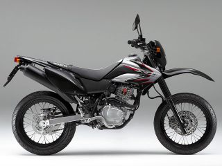 2008年 XR230MOTARDブラック
