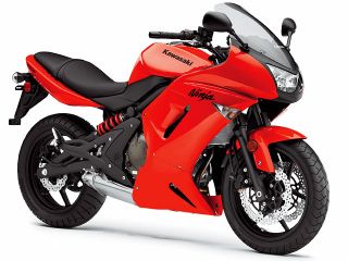 2008年 ER-6fサンビームレッド（US仕様）