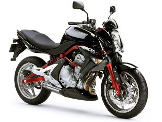 2007年 ER-6nメタリックディアブロブラック