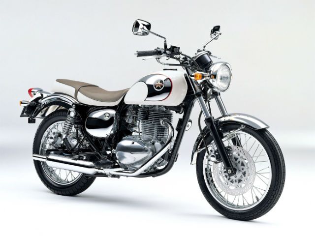 カワサキ（KAWASAKI）2004年 ESTRELLA RS Chrome Versionのカタログ情報 | 沖縄のバイクを探すなら【グーバイク沖縄】