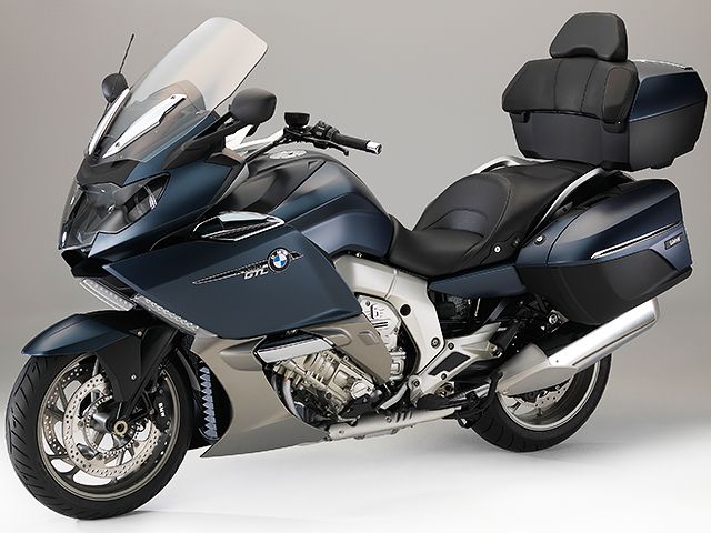 2016年 K1600GTL Ocean blue metallic matt（カタログメイン）