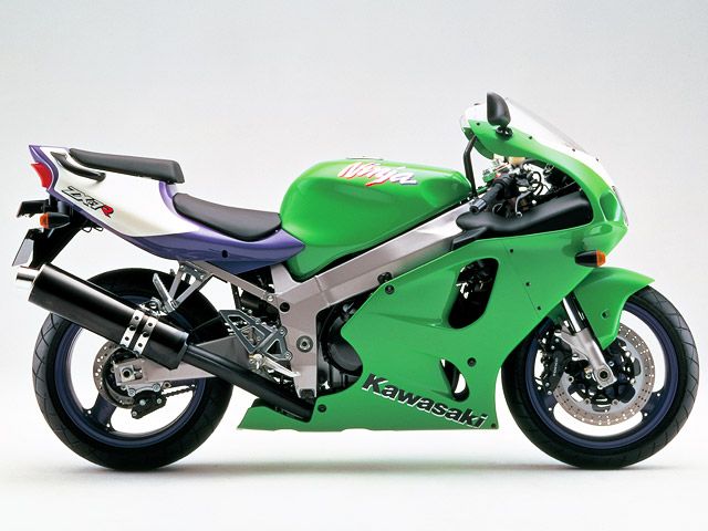 1996年 Ninja ZX-7R (カタログメイン)
