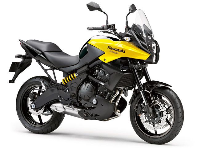 2014年 Versys 650 ABS パールシャイニングイエロー(カタログメイン)