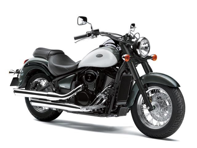 2013年 VULCAN 900 CLASSIC パールメテオグレー/ポーラーホワイト（カタログメイン）