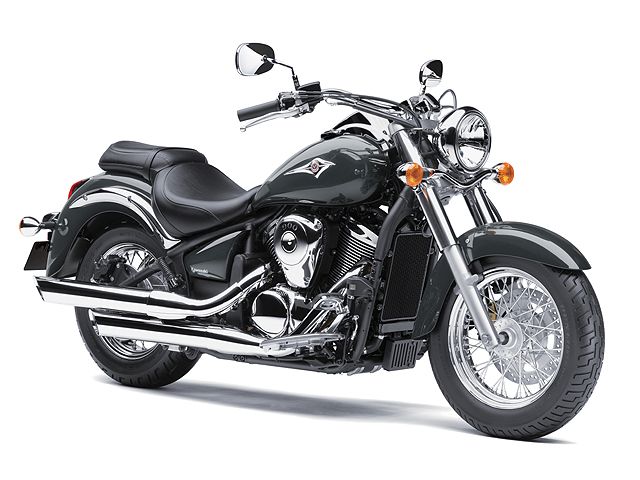 2015年 VULCAN 900 CLASSIC メタリックカーボングレー（カタログメイン）