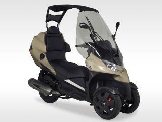 2013年 AD Treシャンパンゴールド