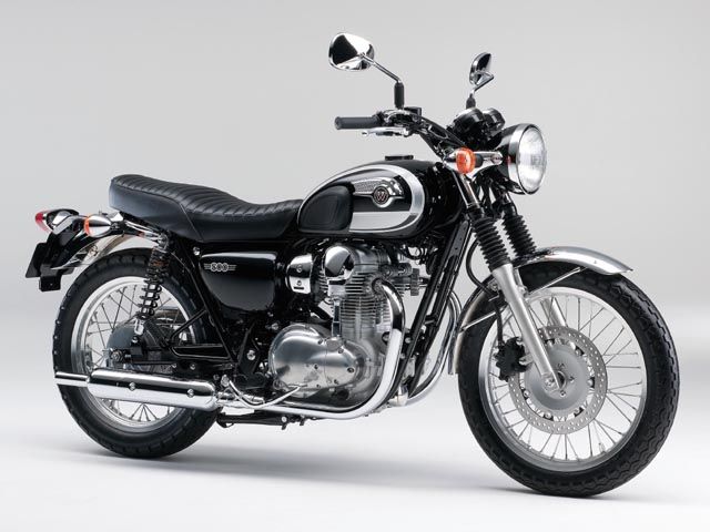 カワサキ（KAWASAKI）2013年 W800・カラーチェンジのカタログ情報