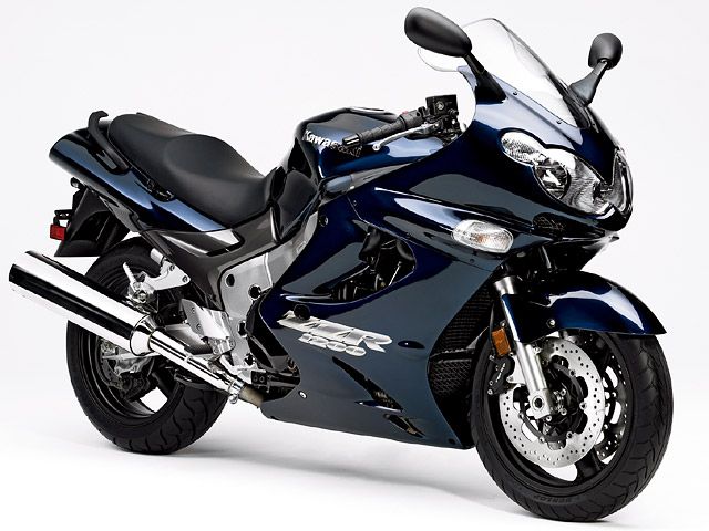 2004年 ZZR1200 (カタログメイン)