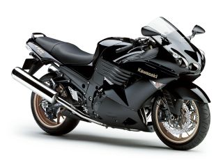 2010年 ZZR1400メタリックスパークブラック/フラットスーパーブラック