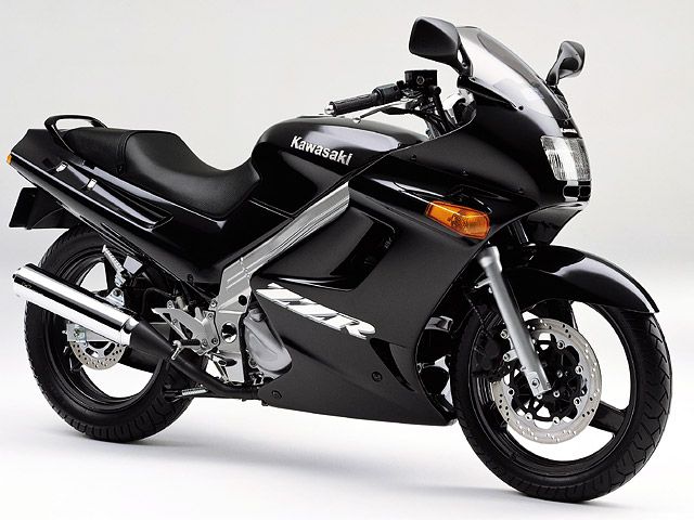 カワサキ ZZR250・EX250H (H1)★リアディスクローター・残厚4.6mm★KN4-26(60)