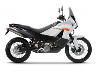 2011年 990 ADVENTUREホワイト