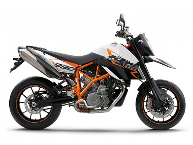 2011年 990 SM R ホワイト（カタログメイン）