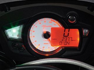 2011年 250r（メーター表示イメージ）