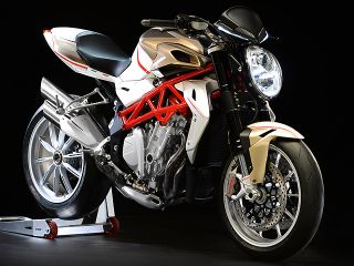 2013年 BRUTALE 1090 RRメタリックゴールド/パールホワイト