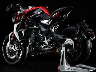 2015年 BRUTALE 800 DRAGSTER RR（リアビュー）