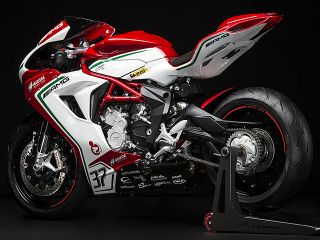 2016年 F3 675 RC（リアビュー）