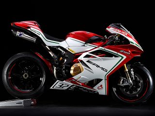 2016年 F4 RC（レーシング仕様）