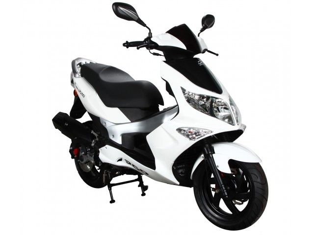2009年 G-MAX 220 ホワイト（カタログメイン）