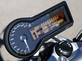 2015年 R1200R（メーター表示イメージ）