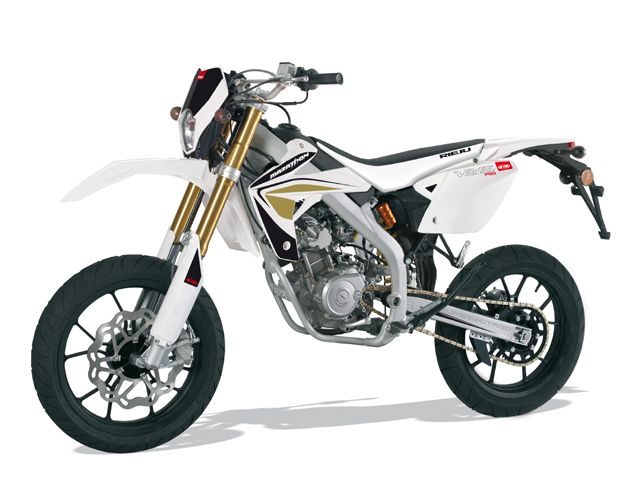 2011年 MARATHON PRO SUPERMOTARD ホワイト（カタログメイン）