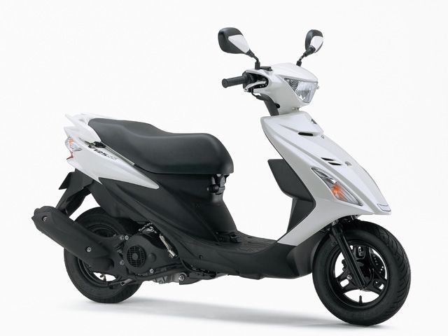 2013年 ADDRESS V125SS パールグラスホワイトNo.2（カタログメイン）