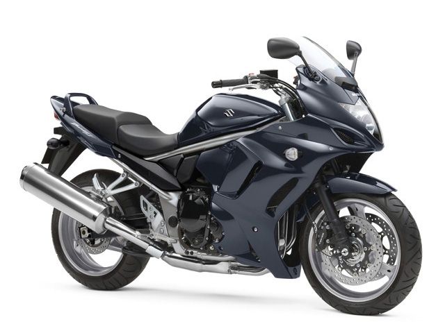 2014年 BANDIT 1250F ABS パールムーンストーングレー（カタログメイン）