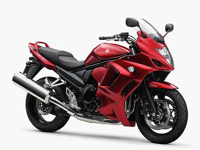 2015年 BANDIT 1250F ABS キャンディダーリングレッド（カタログメイン）