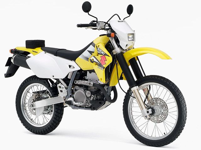 2004年 DR-Z400S チャンピオンイエローNo.2（カタログメイン）