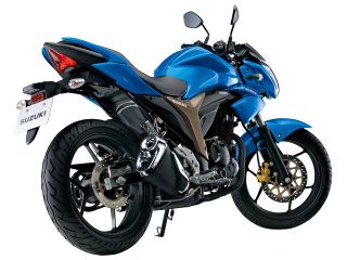 2017年 GIXXER（リアビュー）