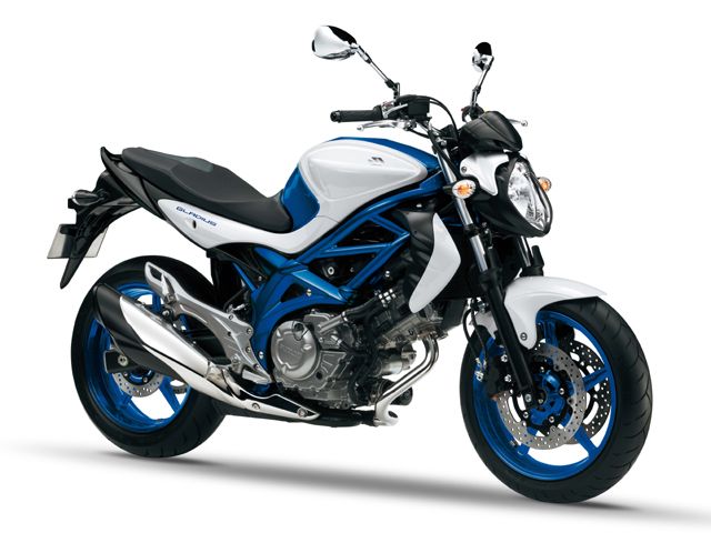 2011年 GLADIUS 650 ABS パールビガーブルー/グラススプラッシュホワイト（カタログメイン）