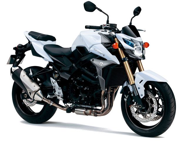 2015年 GSR750 パールグレッシャーホワイト（カタログメイン）