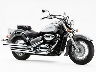 2003年 Intruder Classic 400パールフロスティホワイト×ギャラクシーシルバーメタリック