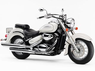 2005年 Intruder Classic 400パールグラスホワイト