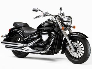 2009年 Intruder Classic 400 キャストホイール仕様パールネブラーブラック（ブラックエディション）